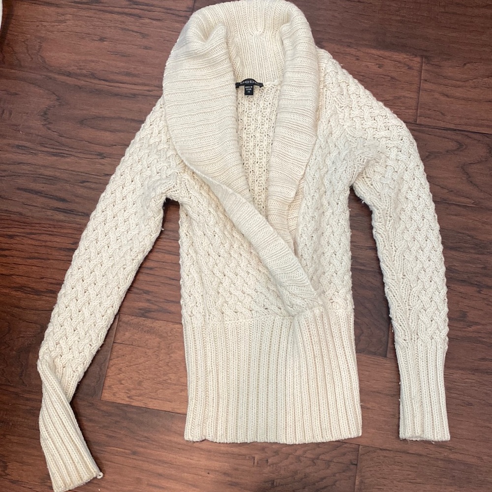 Bebe XS sweater - cream